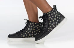 Black Daisy BILLY Classic Lace High Tops -Fashion Shoe Store BK22300 002 studio standing 1 940x614 176cbf99 c9ce 4e55 a321 9d5a596cebb3