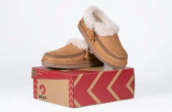 Chestnut BILLY Cozy Slippers -Fashion Shoe Store BK22446 250 Studio 3 940x614 b043290a 9884 4a78 8460 ba6399aefdab