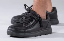 Men's Black To The Floor BILLY Work Comfort Lows 15 Men's Black To The Floor BILLY Work Comfort Lows -Fashion Shoe Store BM20200 001 studio standing 2 940x614 b83cc04e 0a11 4904 91a1 6870aafd711e