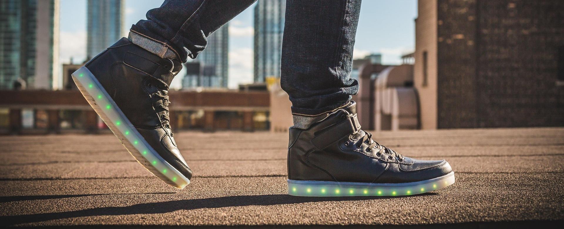 Front Page -Fashion Shoe Store architecture 2562358 1920